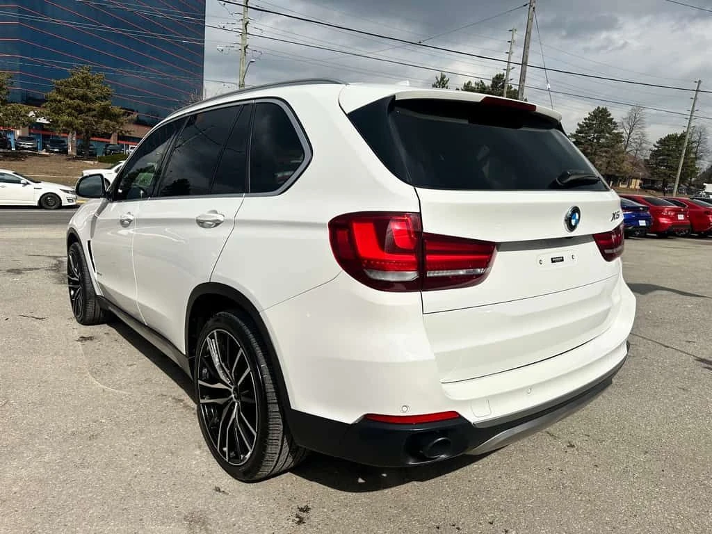 BMW X5 * АВТО КРЕДИТ* ЦЕНА ДО БГ * СЕРВИЗНА ИСТОРИЯ * , снимка 2 - Автомобили и джипове - 53861635