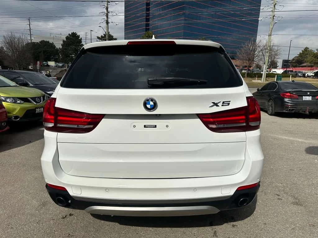 BMW X5 * АВТО КРЕДИТ* ЦЕНА ДО БГ * СЕРВИЗНА ИСТОРИЯ * , снимка 3 - Автомобили и джипове - 53861635