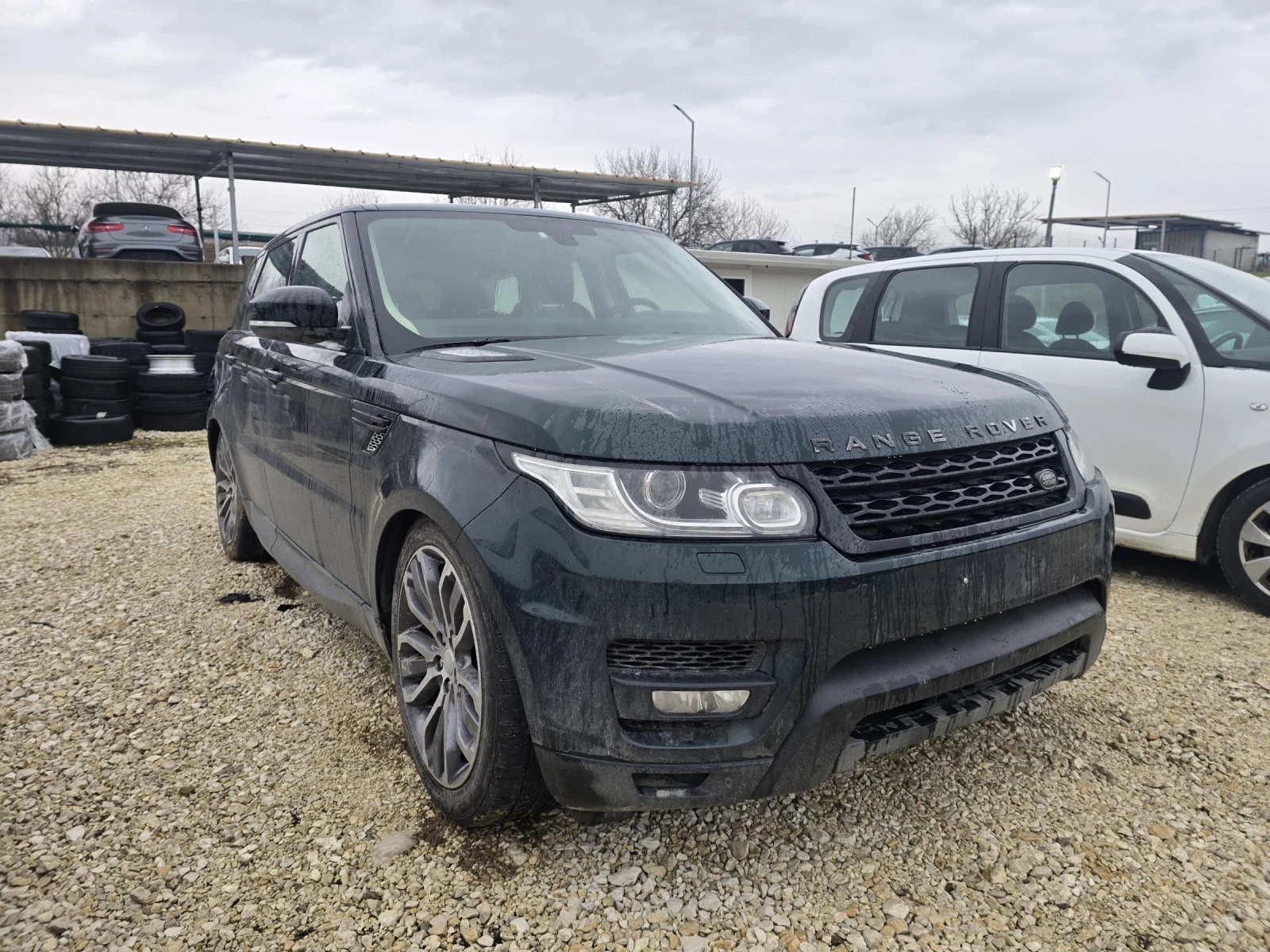 Land Rover Range Rover Sport 3.0D 250к.с Лек шум в мотора