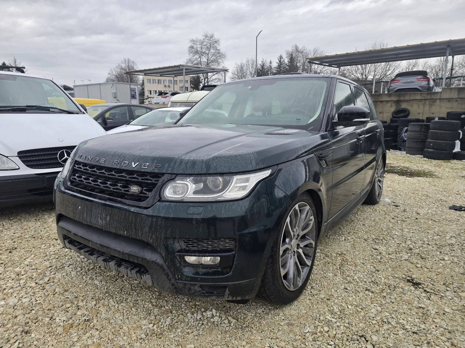 Land Rover Range Rover Sport 3.0D 250к.с Лек шум в мотора, снимка 2 - Автомобили и джипове - 53975372