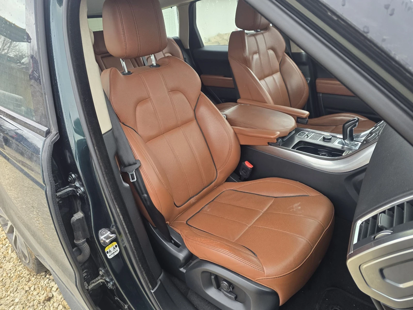 Land Rover Range Rover Sport 3.0D 250к.с Лек шум в мотора, снимка 11 - Автомобили и джипове - 53975372