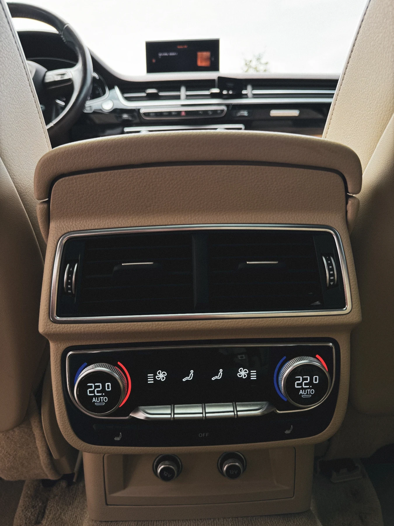 Audi Q7 92000 км РЕАЛНИ, снимка 12 - Автомобили и джипове - 54088934