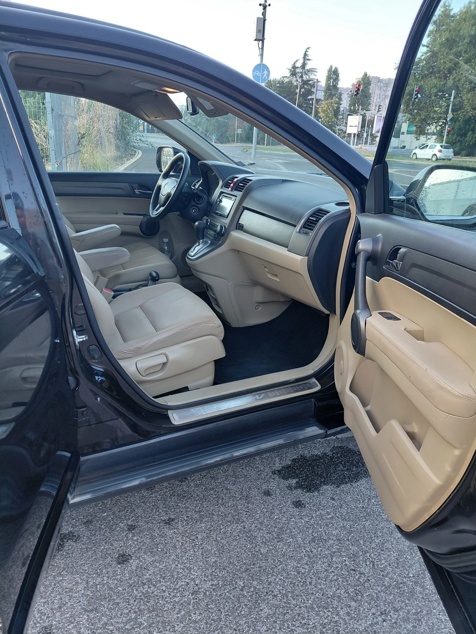 Honda Cr-v 2.2D 150HP ПАНОРАМА, снимка 11 - Автомобили и джипове - 55773910