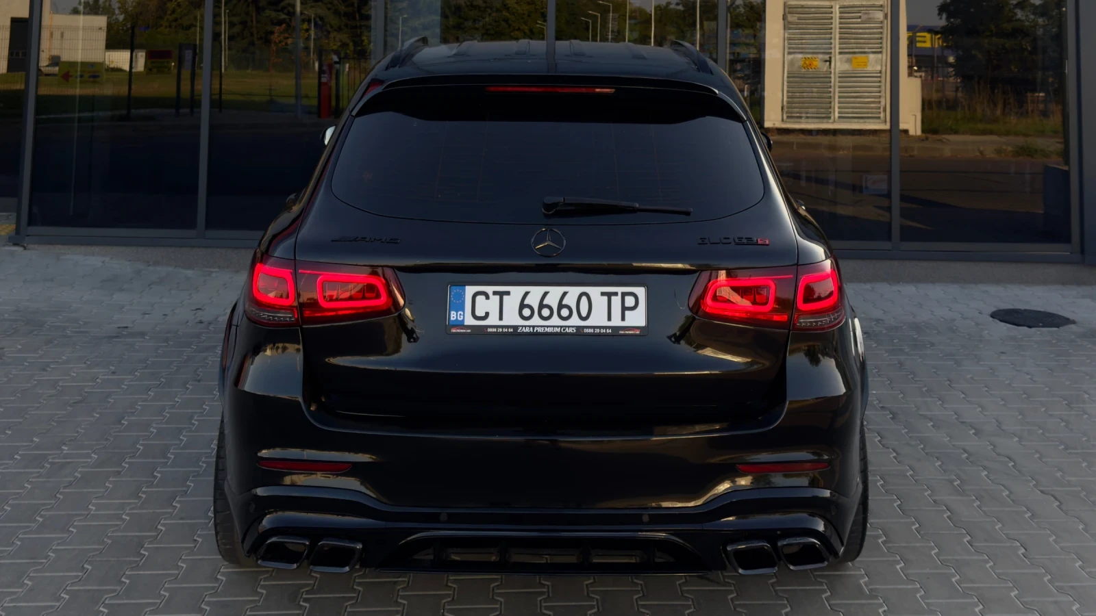 Mercedes-Benz GLC 220 AMG  4Matic, снимка 5 - Автомобили и джипове - 55878953
