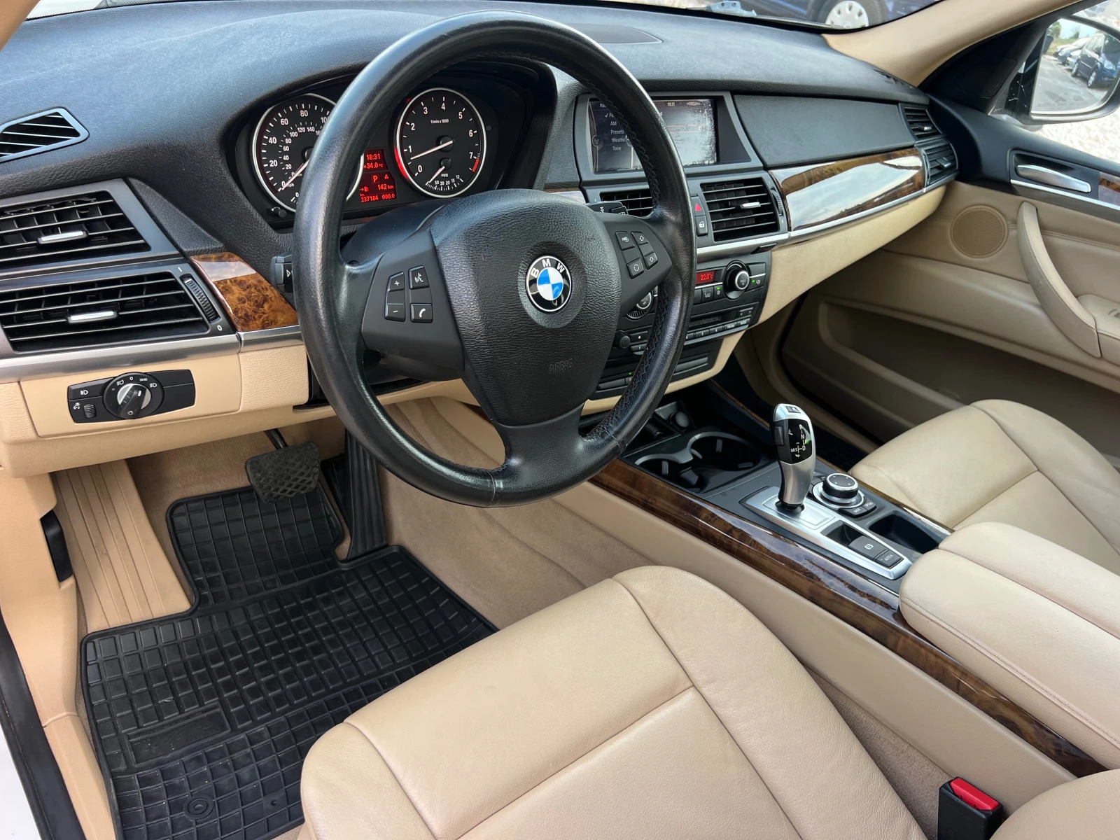 BMW X5 3.5xi FACELIFT/PANORAMA/LED/XENON/NAVI/KOJA/FULL, снимка 10 - Автомобили и джипове - 56039130