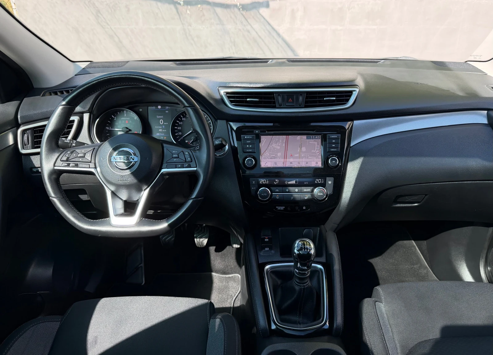 Nissan Qashqai 1.5DCI N-Connect Facelift, снимка 10 - Автомобили и джипове - 56114247