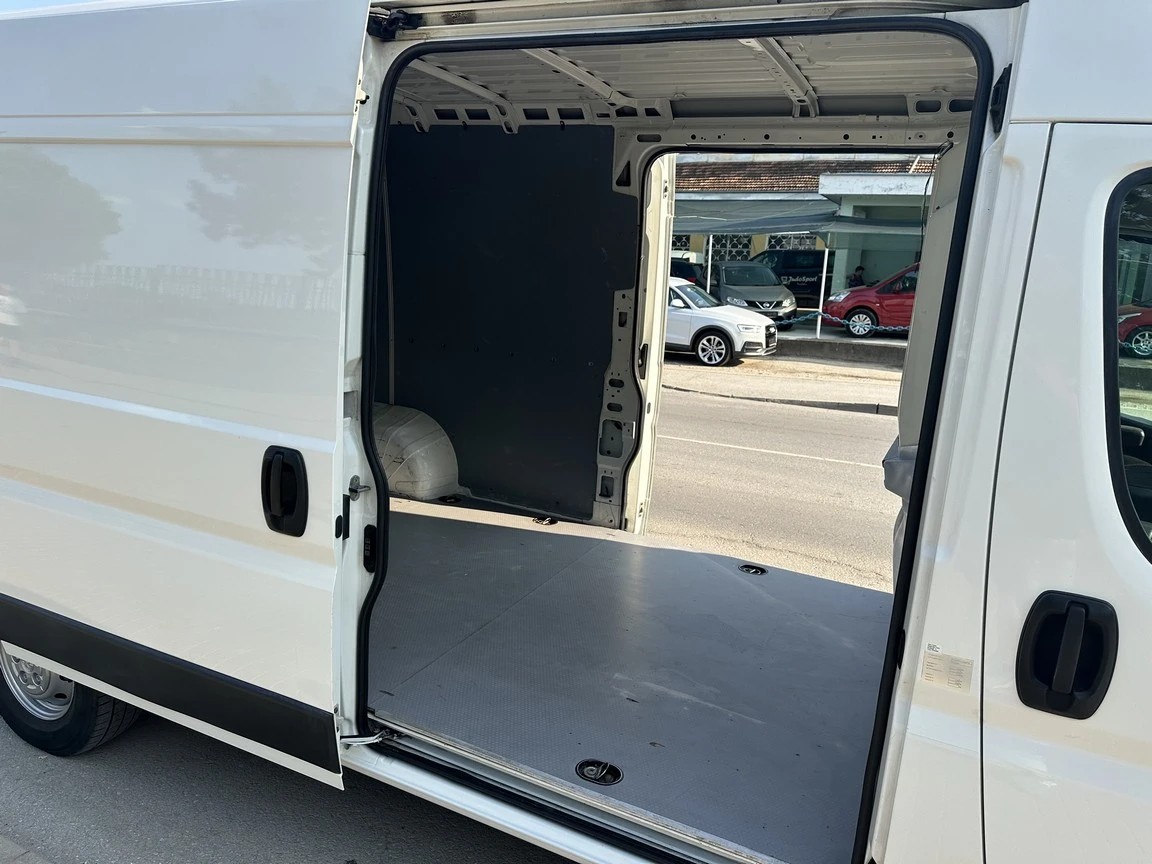 Peugeot Boxer GRUPE 3 2.0hdi130ks - изображение 9