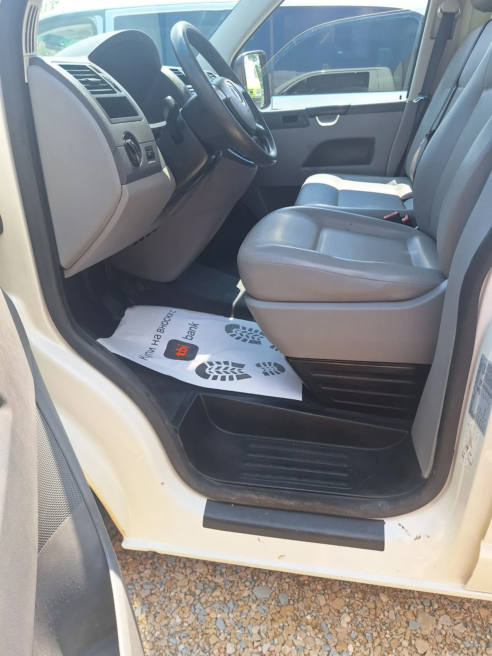 VW T5 1.9тди-102 к.с.внос Швейцария., снимка 5 - Бусове и автобуси - 54797552
