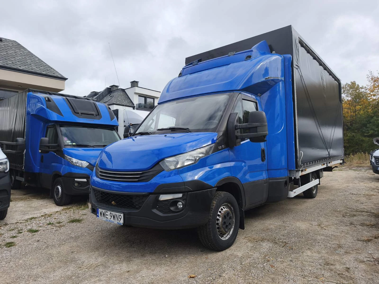 Iveco Daily 12ПАЛЕТА//ДВЕ ЛЕГЛА//АВТОМАТ//ЛИЗИНГ/УНИКАТ/ТОП