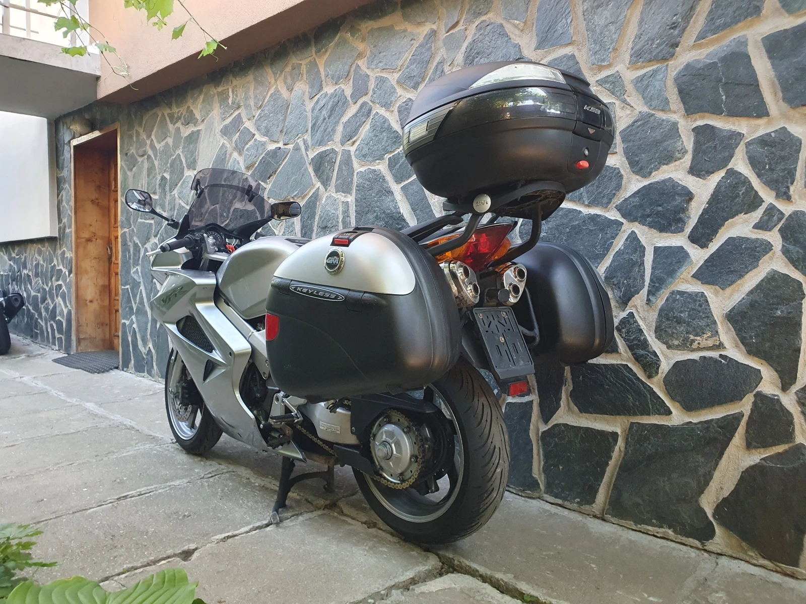 Honda Vfr 800i 2-броя - изображение 4