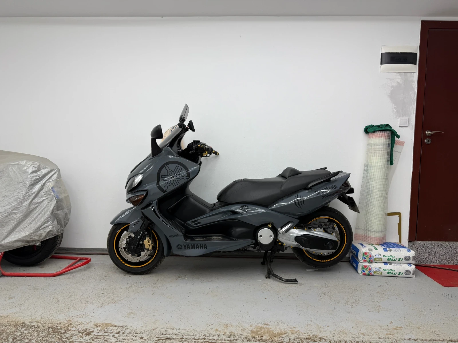 Yamaha T-max 500i Malossi, снимка 14 - Мотоциклети и мототехника - 55143908