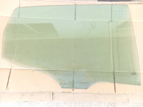 Стъкло задно дясно Мерцедес А-класа