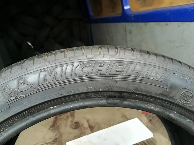 Гуми Летни 245/40R18, снимка 3 - Гуми и джанти - 20890699