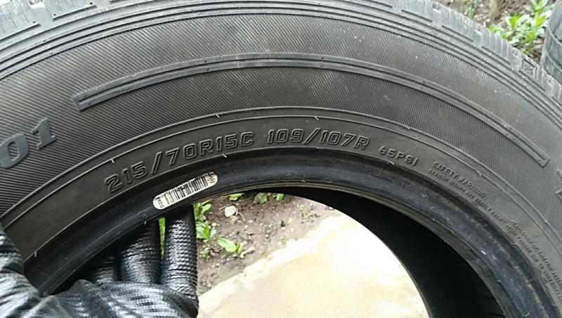 Гуми Зимни 215/70R15, снимка 8 - Гуми и джанти - 25305979