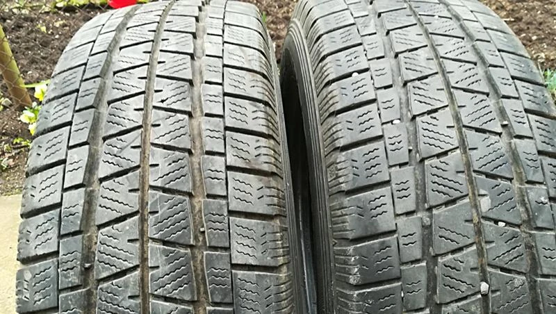 Гуми Зимни 215/70R15, снимка 5 - Гуми и джанти - 25305979