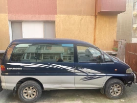 Mitsubishi Space gear