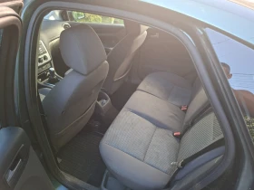 Ford Focus Hatchback 5dr, снимка 5