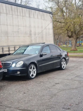 Mercedes-Benz E 320, снимка 2