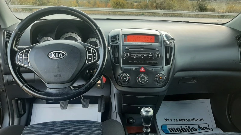 Kia Pro ceed 1.4i, снимка 14 - Автомобили и джипове - 42545404