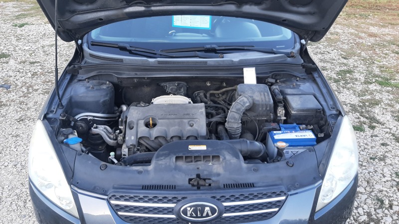 Kia Pro ceed 1.4i, снимка 13 - Автомобили и джипове - 42545404