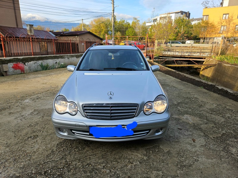Mercedes-Benz C 200 220, снимка 1 - Автомобили и джипове - 45930203