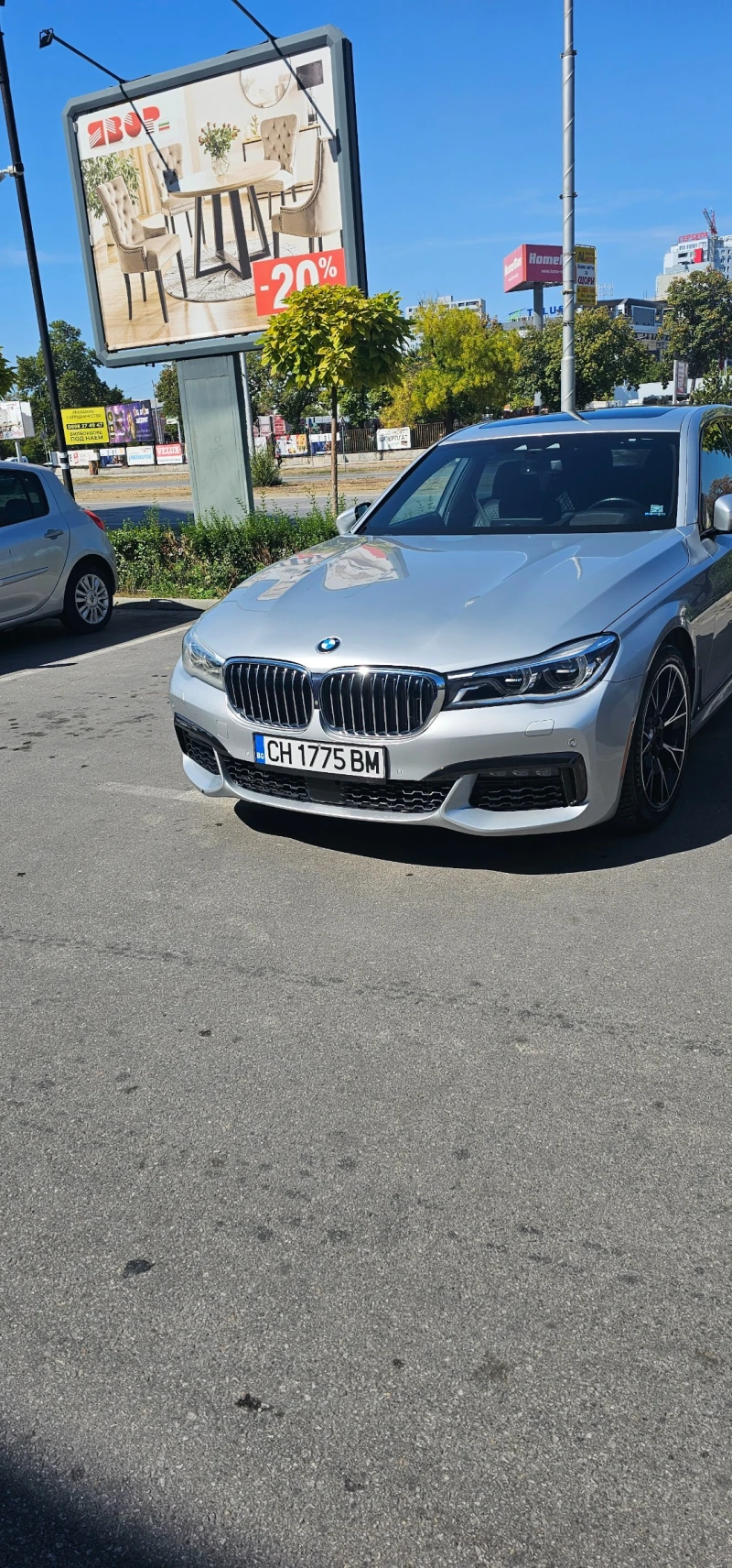 BMW 750  M Li, снимка 2 - Автомобили и джипове - 47377419