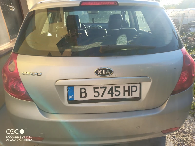 Kia Ceed Хечбек, снимка 11 - Автомобили и джипове - 47457387