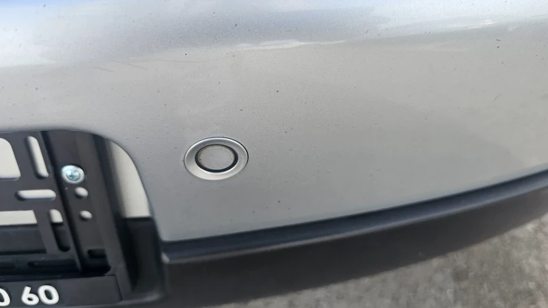 VW Golf 2.0i-NAVI-4.MOTION-, снимка 15 - Автомобили и джипове - 47807391