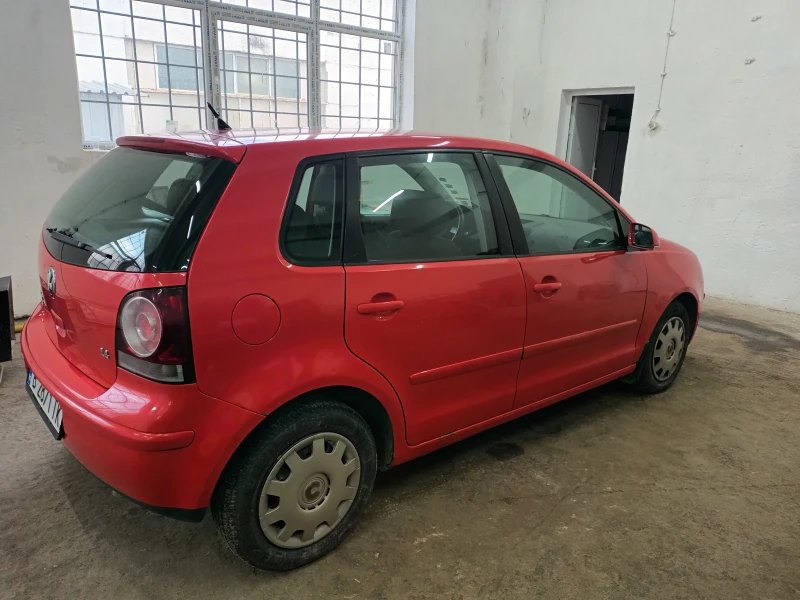 VW Polo 1.4 80 к.с, снимка 6 - Автомобили и джипове - 48095718