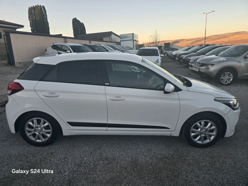 Hyundai I20 1.2i-85k.c-EURO-6, снимка 4 - Автомобили и джипове - 48115732