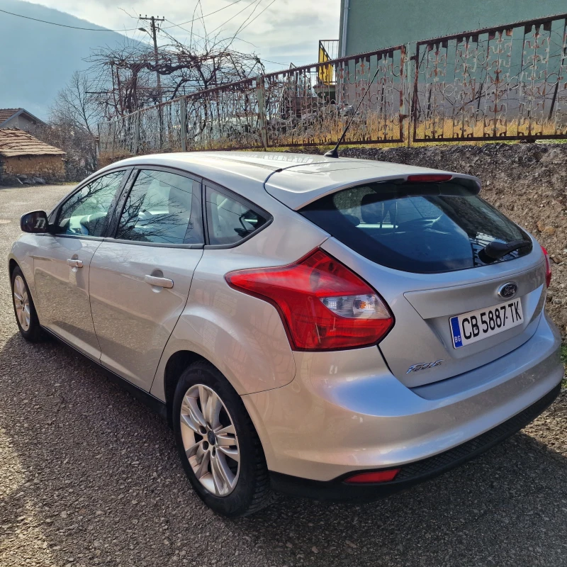 Ford Focus 1.6 TDCi, снимка 5 - Автомобили и джипове - 49293509