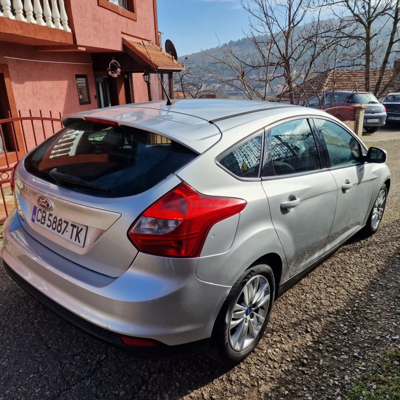 Ford Focus 1.6 TDCi, снимка 6 - Автомобили и джипове - 49293509