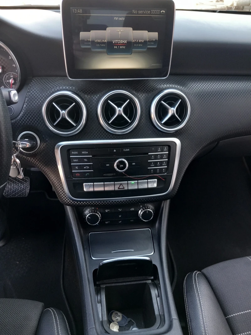 Mercedes-Benz A 180, снимка 8 - Автомобили и джипове - 49436942