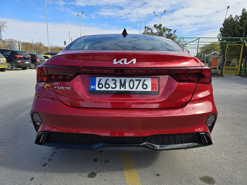 Kia Forte, снимка 5 - Автомобили и джипове - 49550973