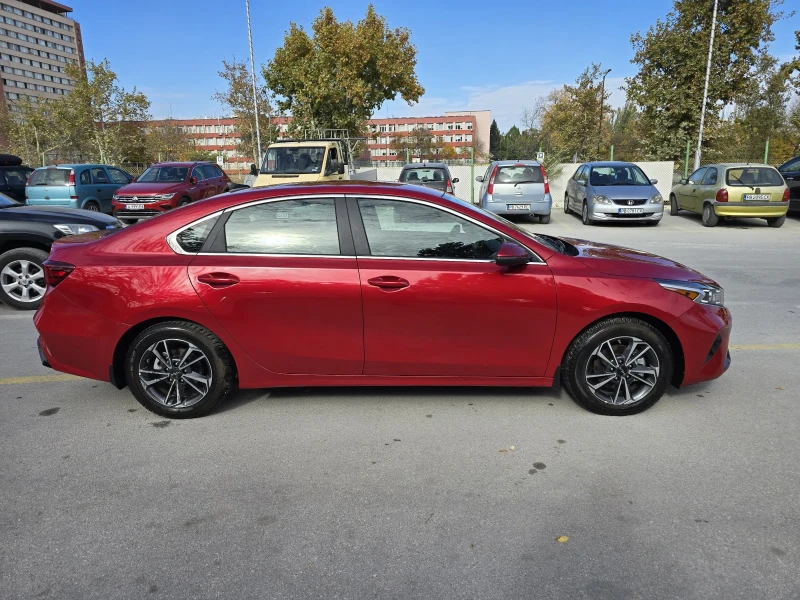 Kia Forte, снимка 7 - Автомобили и джипове - 49550973