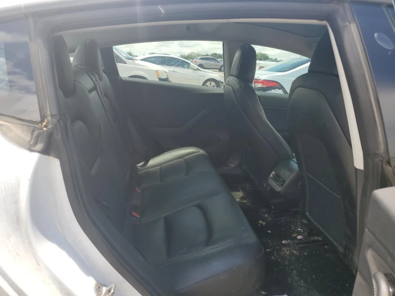 Tesla Model 3 Performance Track mode 4х4, USA НАЛИЧНА !!!, снимка 15 - Автомобили и джипове - 50663673