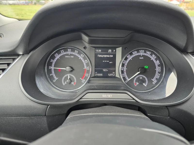 Skoda Octavia 1.6, снимка 6 - Автомобили и джипове - 52326264