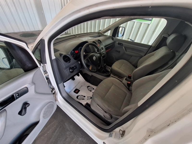 VW Caddy 2.0 SDI, снимка 12 - Автомобили и джипове - 52635106