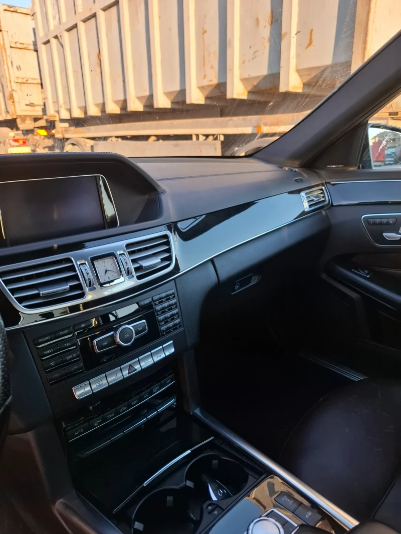 Mercedes-Benz E 350, снимка 15 - Автомобили и джипове - 52755027
