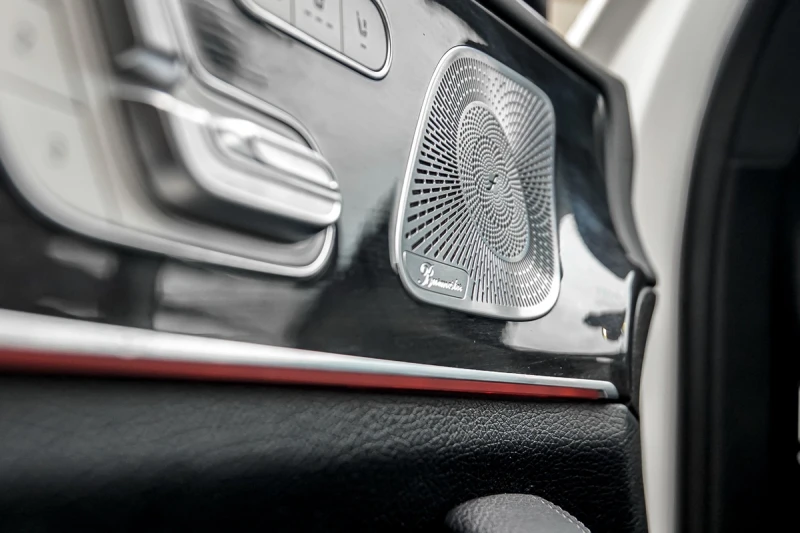 Mercedes-Benz GLS 450 CARFAX* АВТОФИНАНСИРАНЕ* БЕЗ ПЪРВОНАЧАЛНА ВНОСКА* , снимка 10 - Автомобили и джипове - 52898810