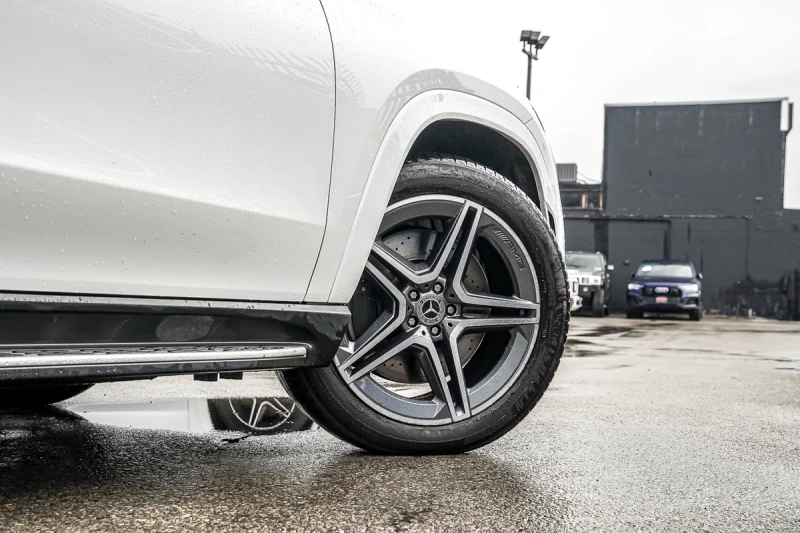 Mercedes-Benz GLS 450 CARFAX* АВТОФИНАНСИРАНЕ* БЕЗ ПЪРВОНАЧАЛНА ВНОСКА* , снимка 5 - Автомобили и джипове - 52898810