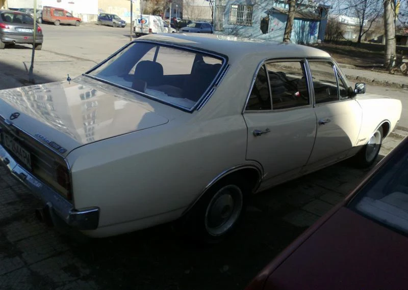 Opel Rekord 2000 - изображение 3