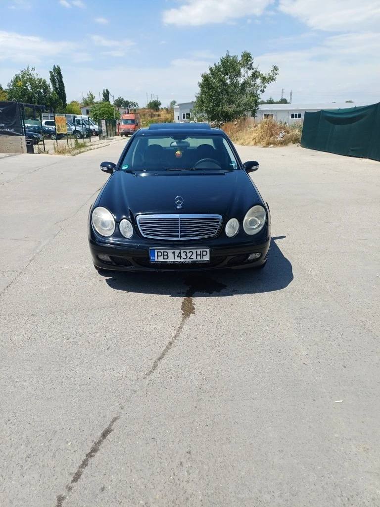 Mercedes-Benz E 280, снимка 3 - Автомобили и джипове - 52901294