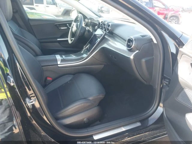 Mercedes-Benz C 300  - изображение 5