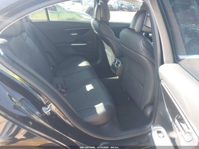 Mercedes-Benz C 300  - изображение 8