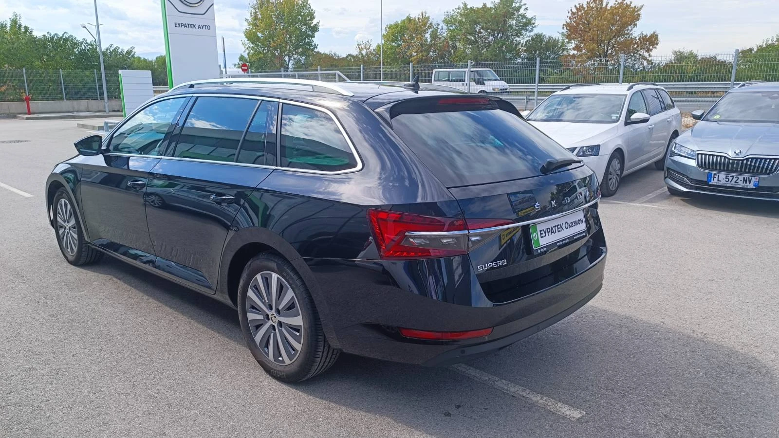 Skoda Superb 2.0TDI 7DSG  - изображение 2