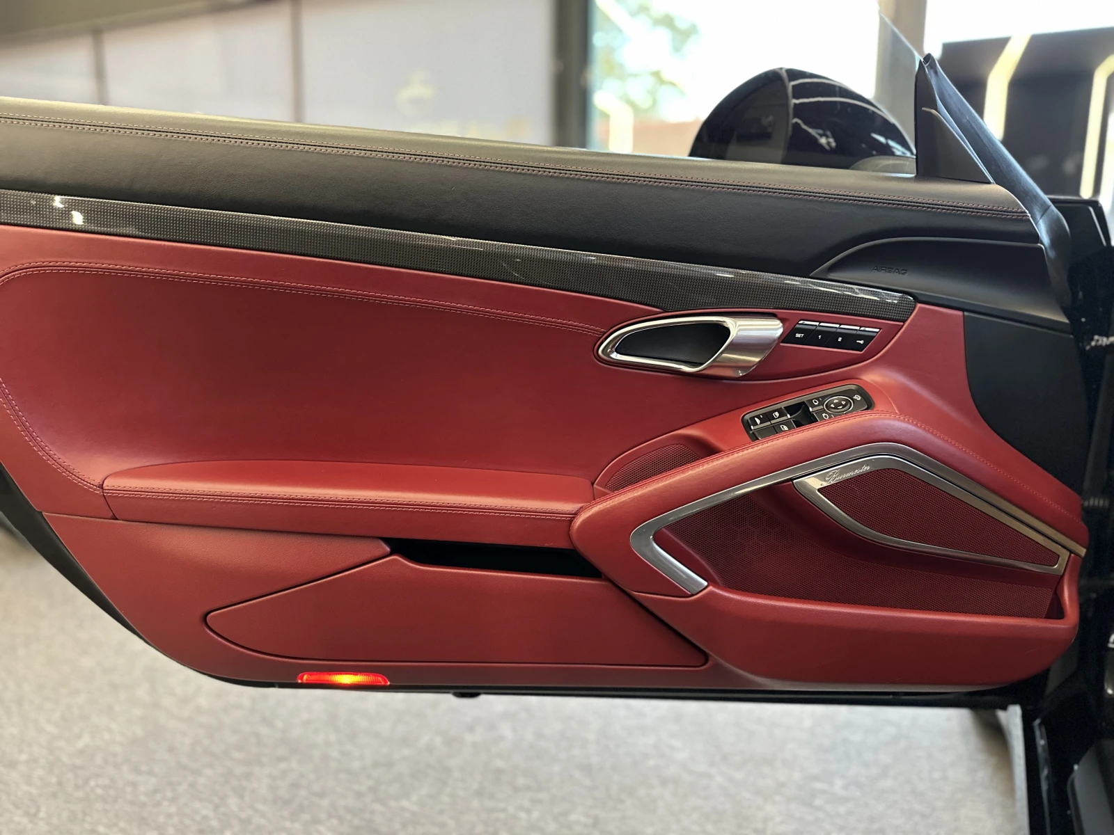 Porsche 911 Turbo S CABRIO* FULL* CERAMIC*  | Mobile.bg   14