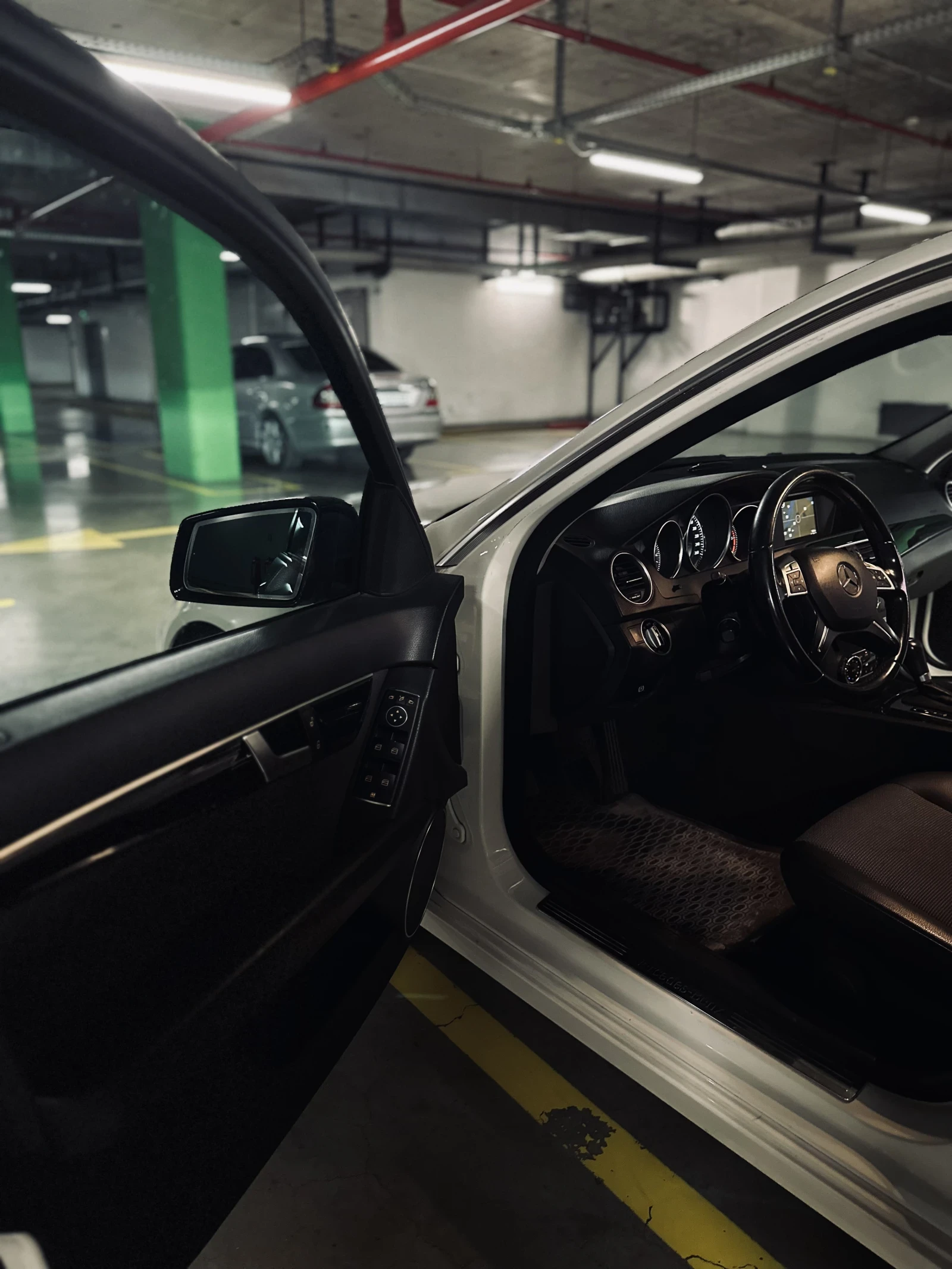 Mercedes-Benz C 200  - изображение 10