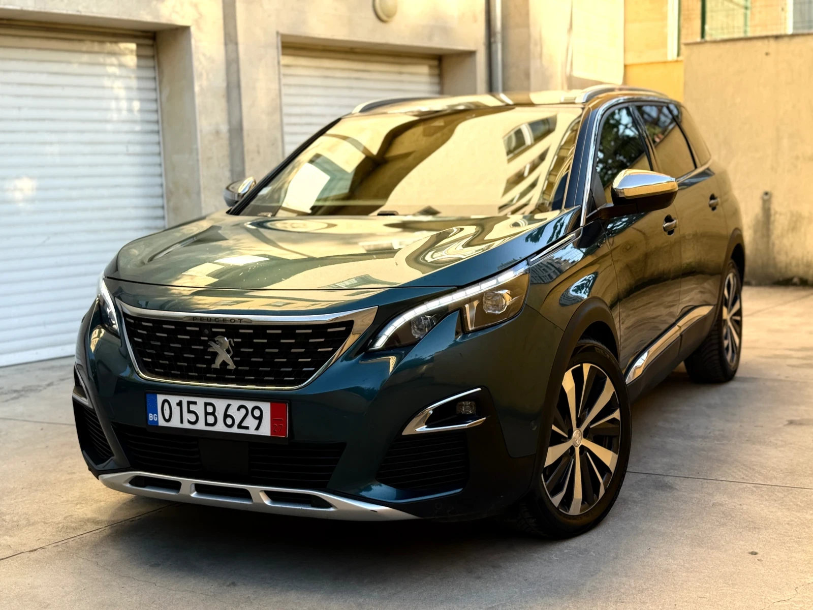 Peugeot 5008 2.0 HDI/GT LINE/Distronic/Alcantara/Massage/7Места - изображение 3