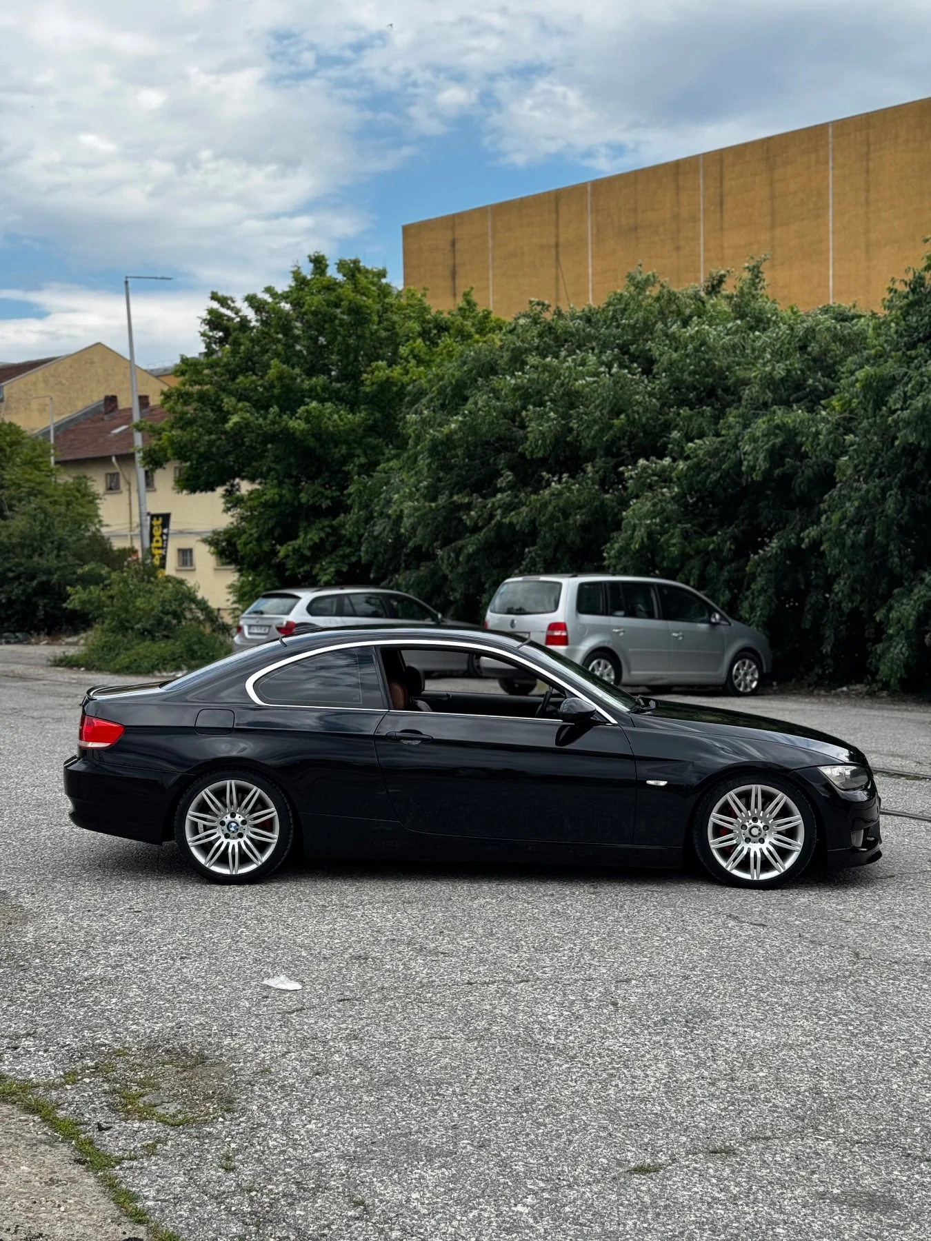 BMW 330 BMW e92  - изображение 8